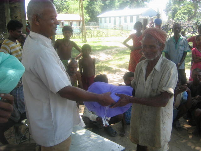 MOSQUITO NET TO THE 600 POOREST FAMILIES IN NEPAL