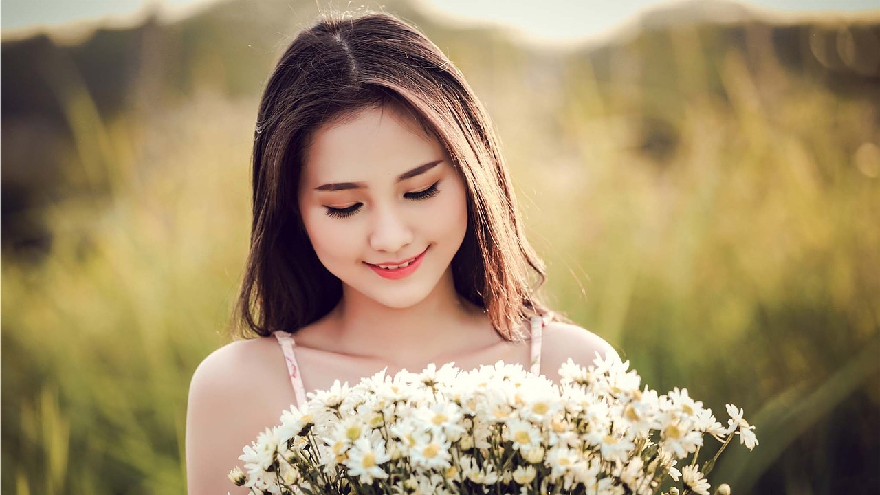 Give Women & Girls Dignity, Period.