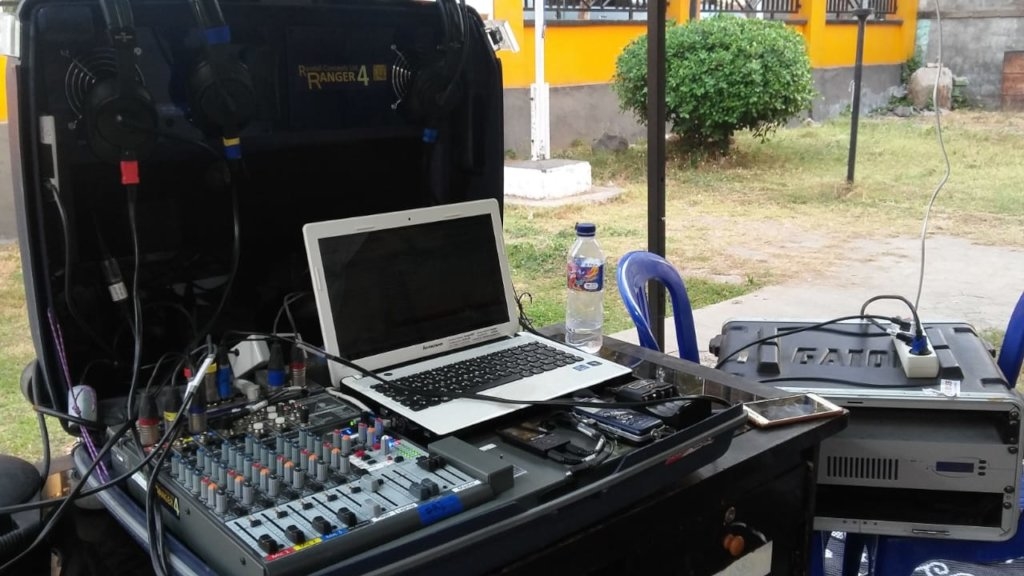 Radio Access for Tsunami survivors in Indonesia