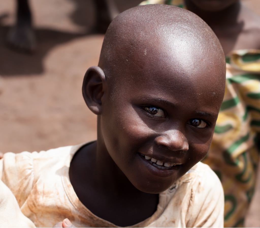 Offer opportunities to refugees in Uganda!