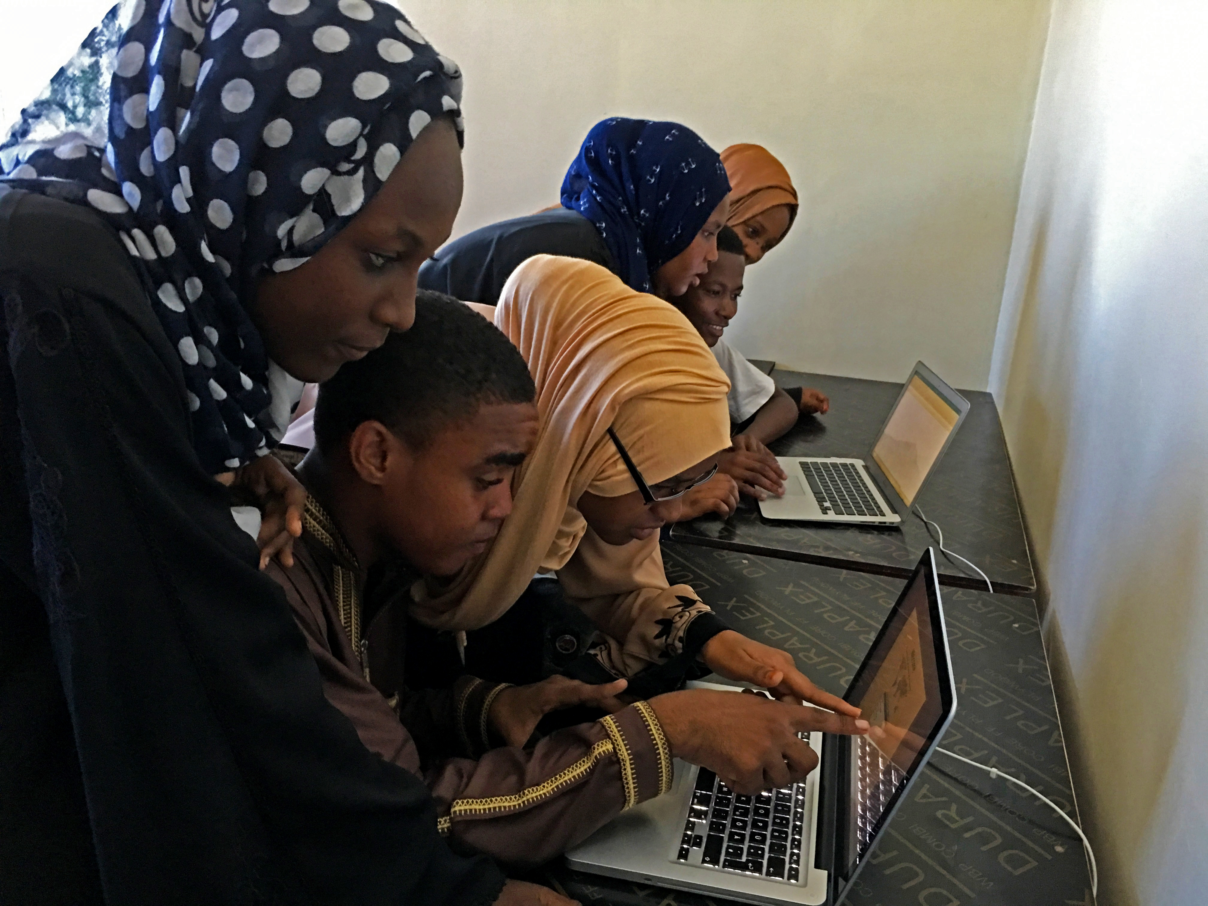 Build a Computer Classroom for Zanzibar Students