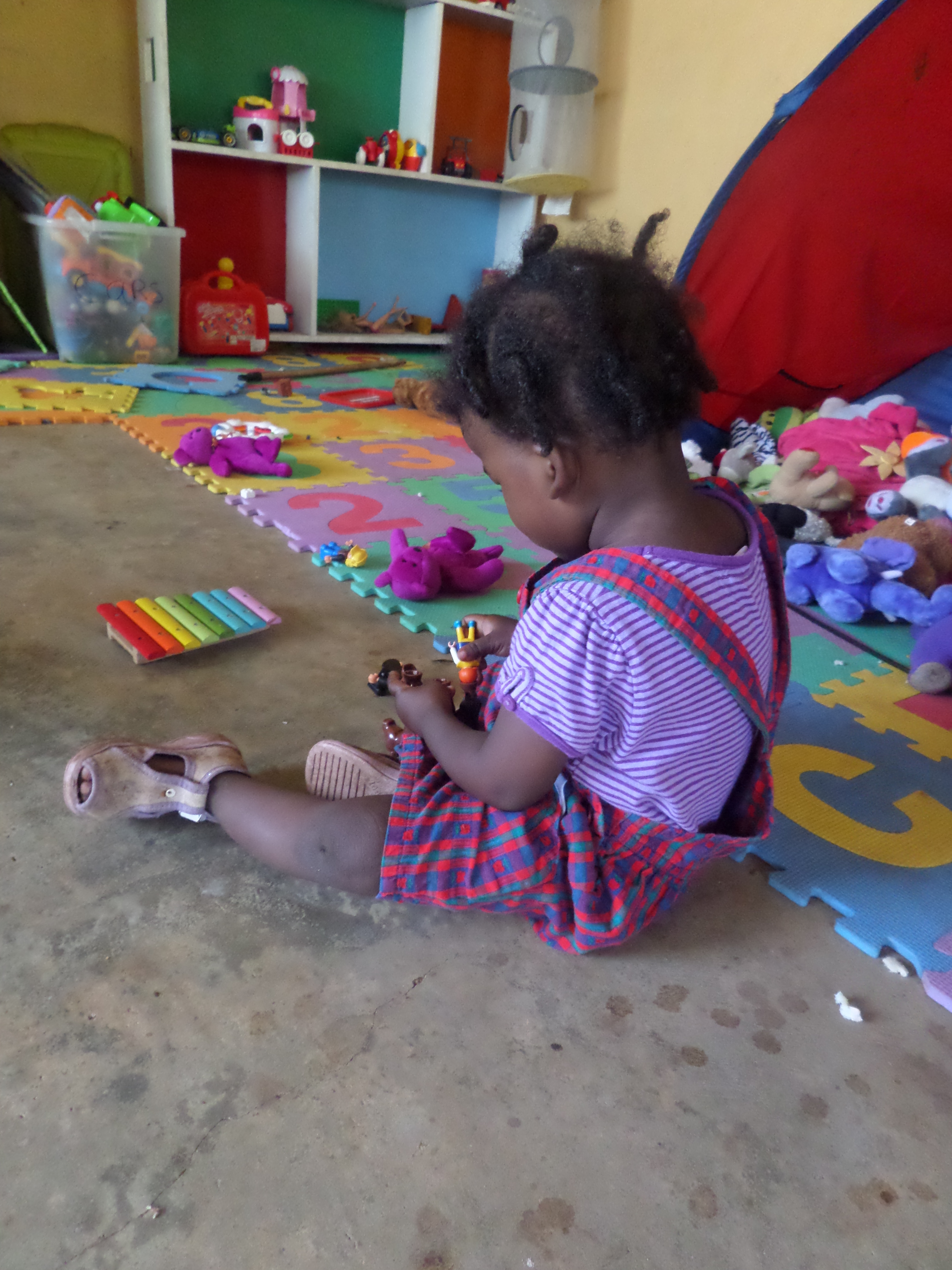 17 abandoned babies in Kenya need your help