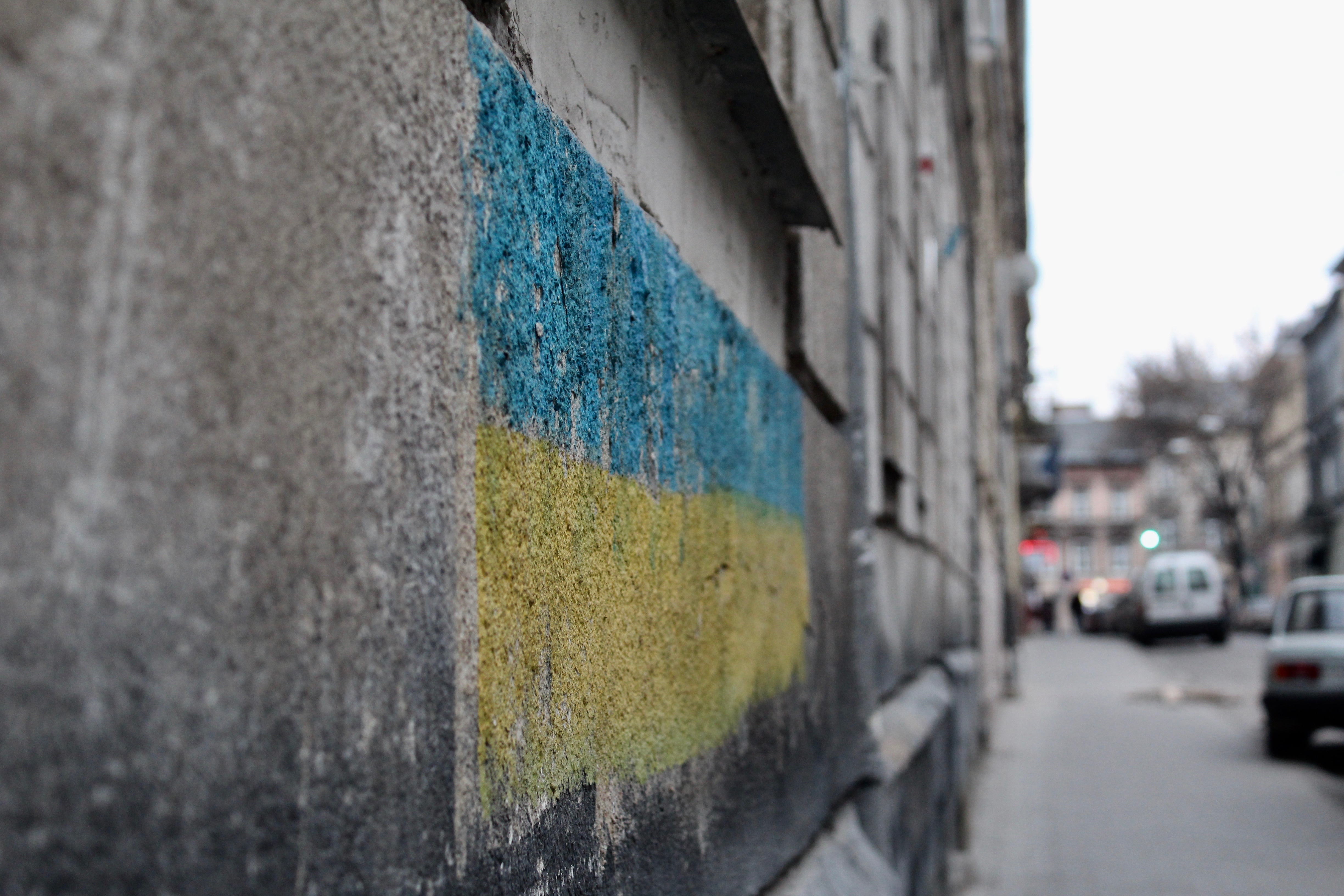 Agavi:  Offline Digital Learning for Ukraine