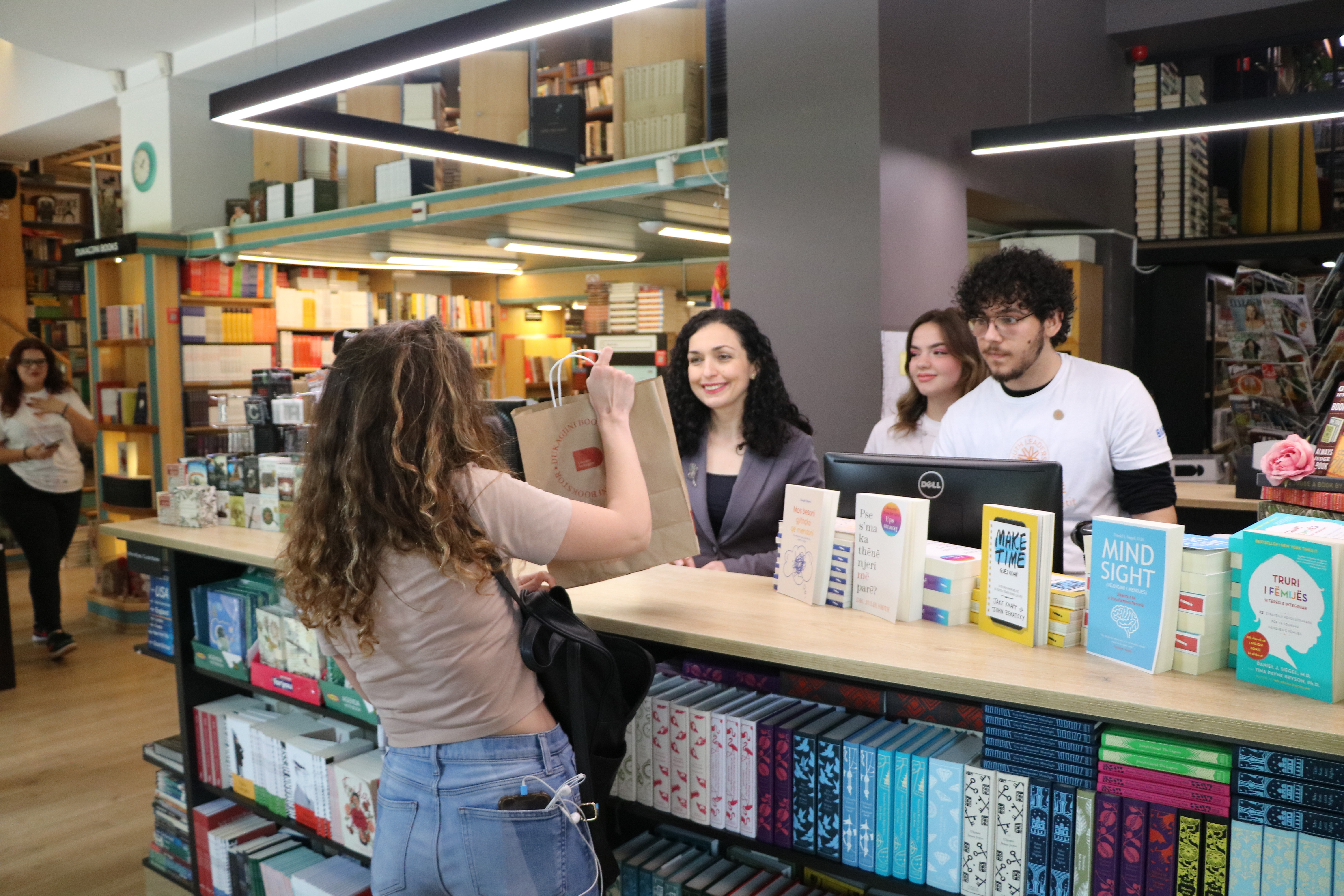 Support 1,000 Kosovo Youth Learn by Volunteering