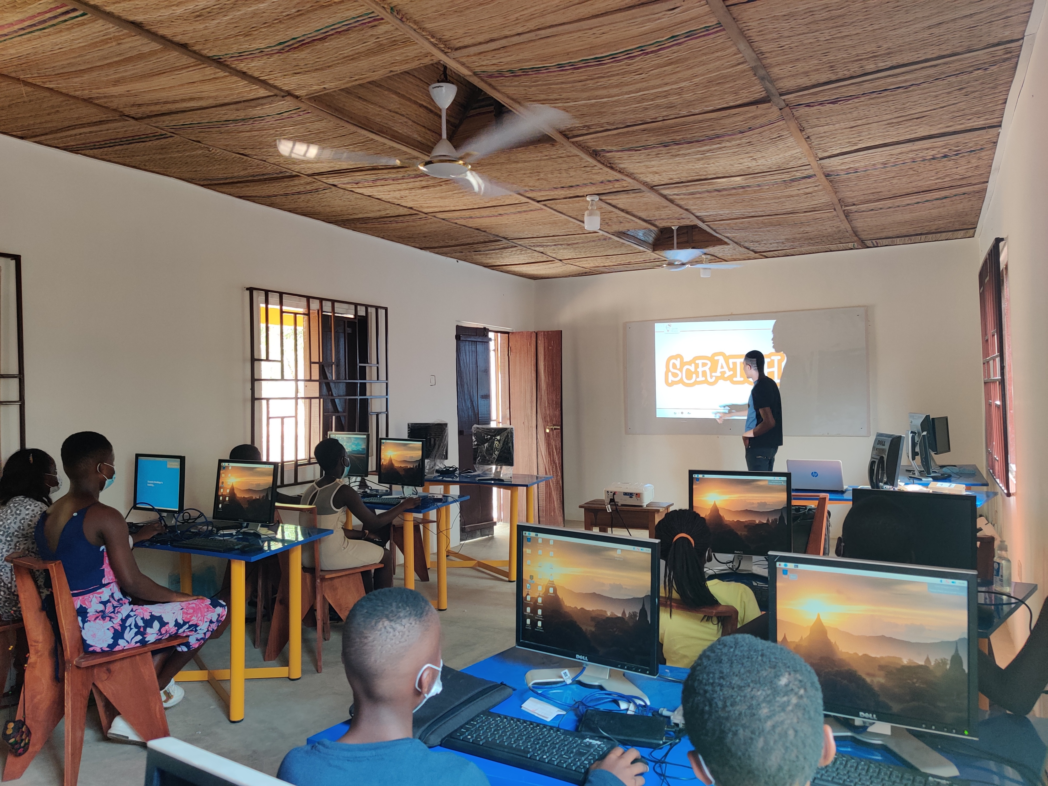 Empower 100 students with vital IT skills in Ghana