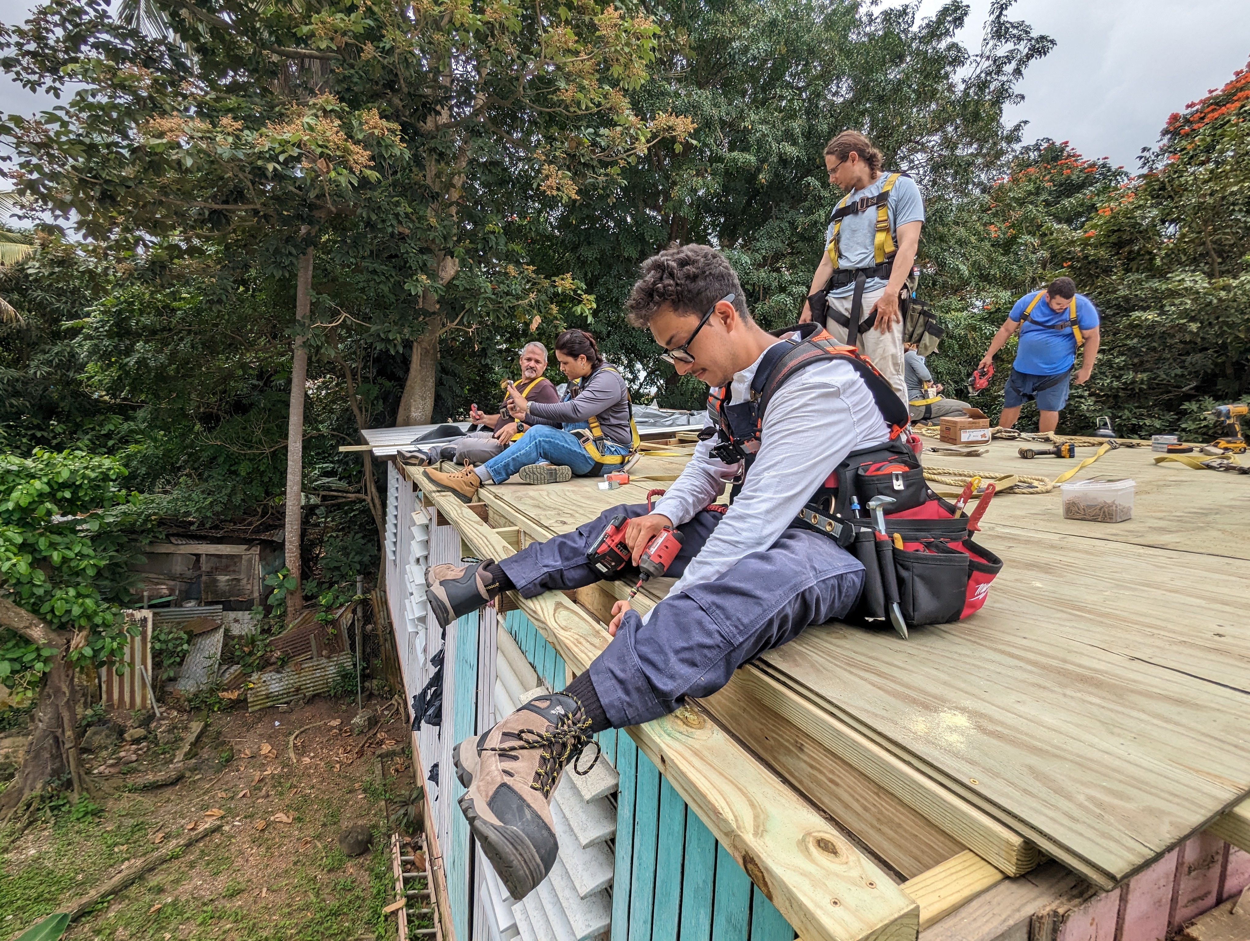 Build 10 Roofs + Train 10 Carpenters in PuertoRico