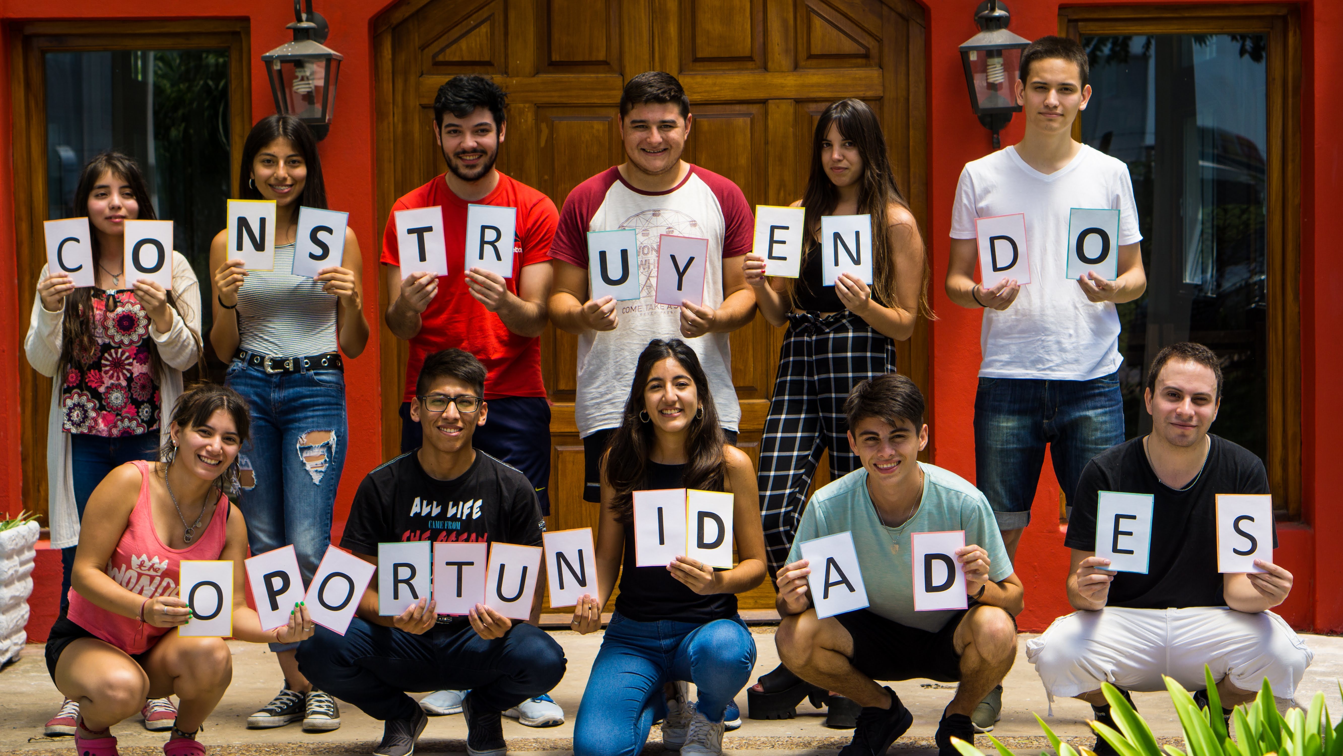 Help 11 youths to get a scholarship