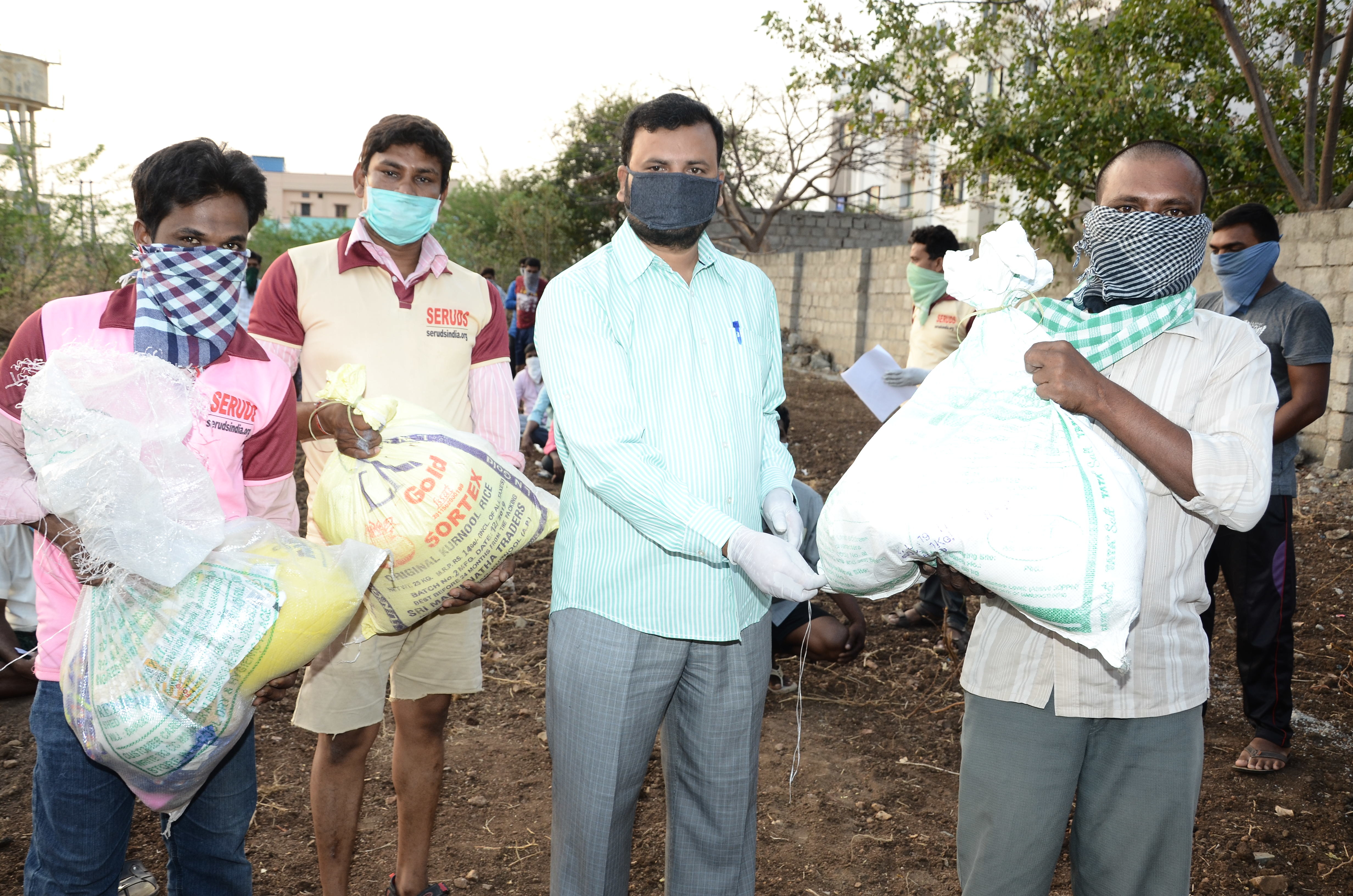 Help Migrant and Dailywage Workers during COVID-19