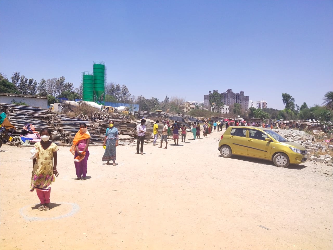 COVID19 relief to 4,000 migrant workers Bangalore