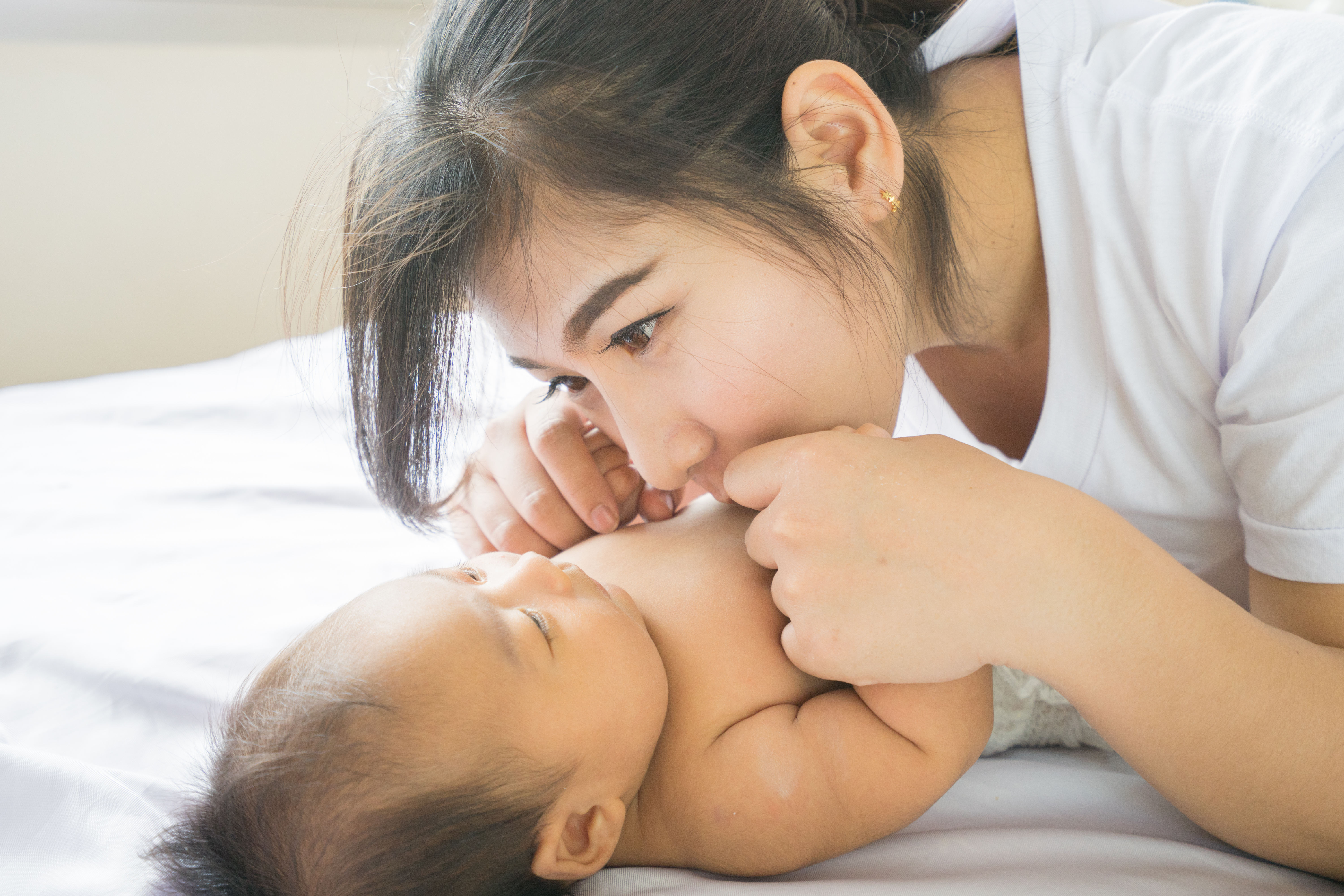 Provide formula to families in need in Thailand