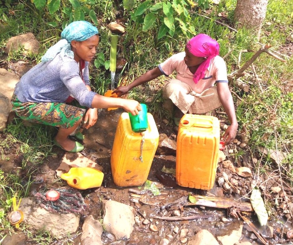 Clean water and new skills for Garadida