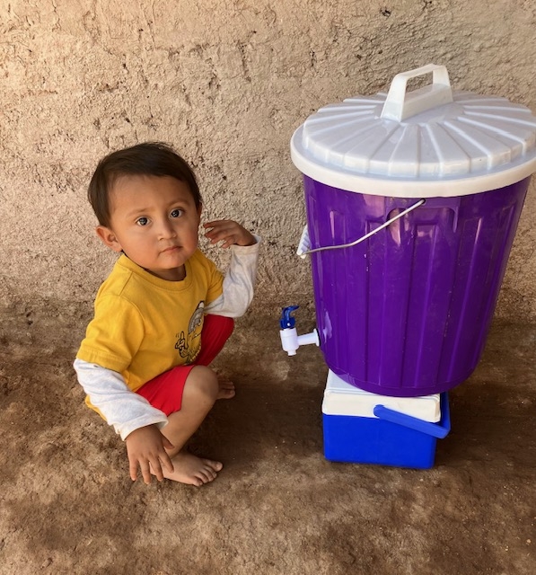 Hens Hatching Hope:  Un Huevo Cada Dia