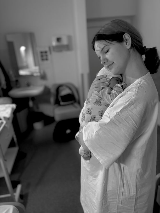 Save a new life by supporting pregnant woman