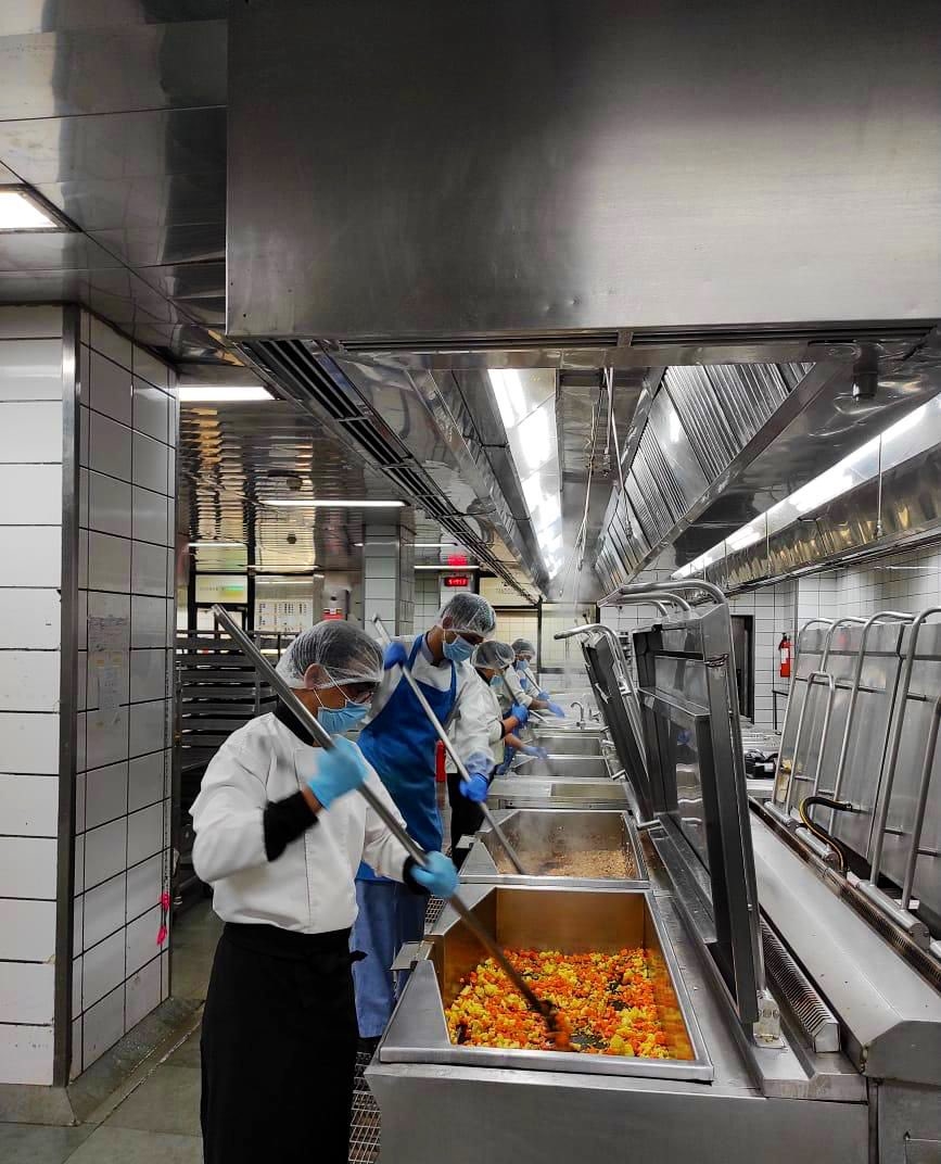 Help WCK Provide Meals to Frontline Staff in India
