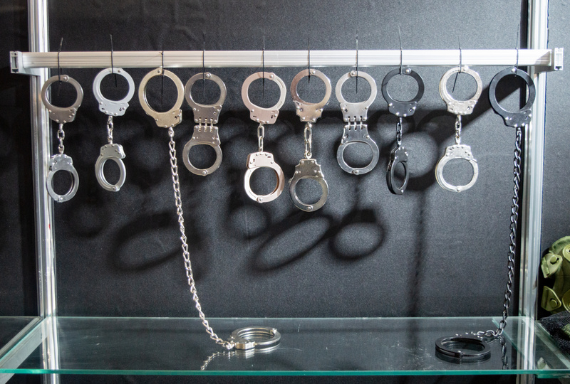 Stop the trade and use of tools of torture