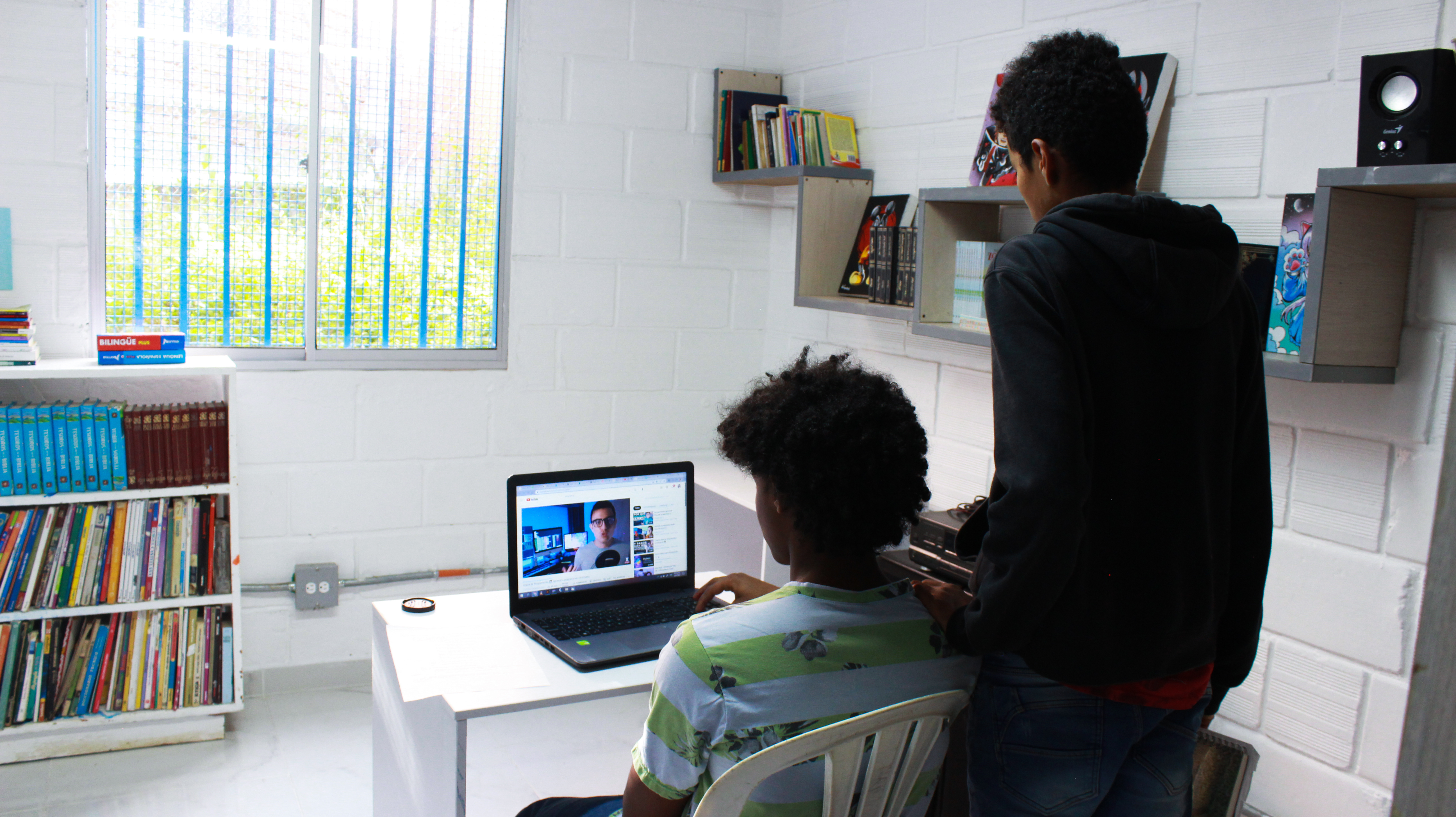 Fund kid's education in technology in Colombia