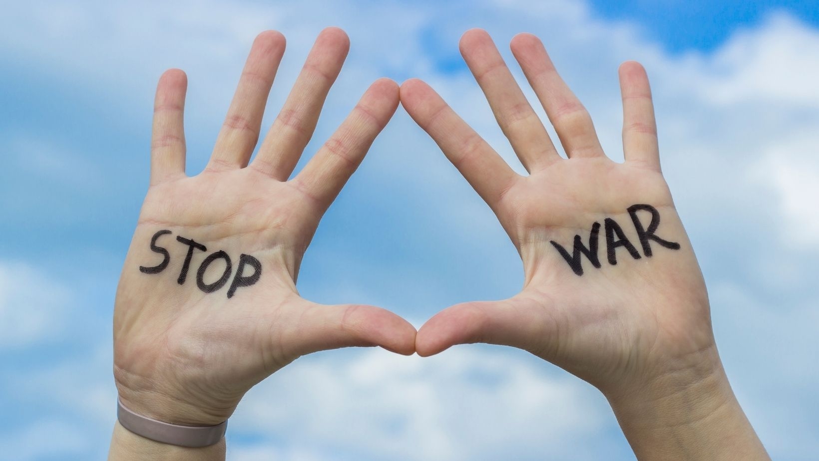 WAR CRISIS: Stand with Ukraine