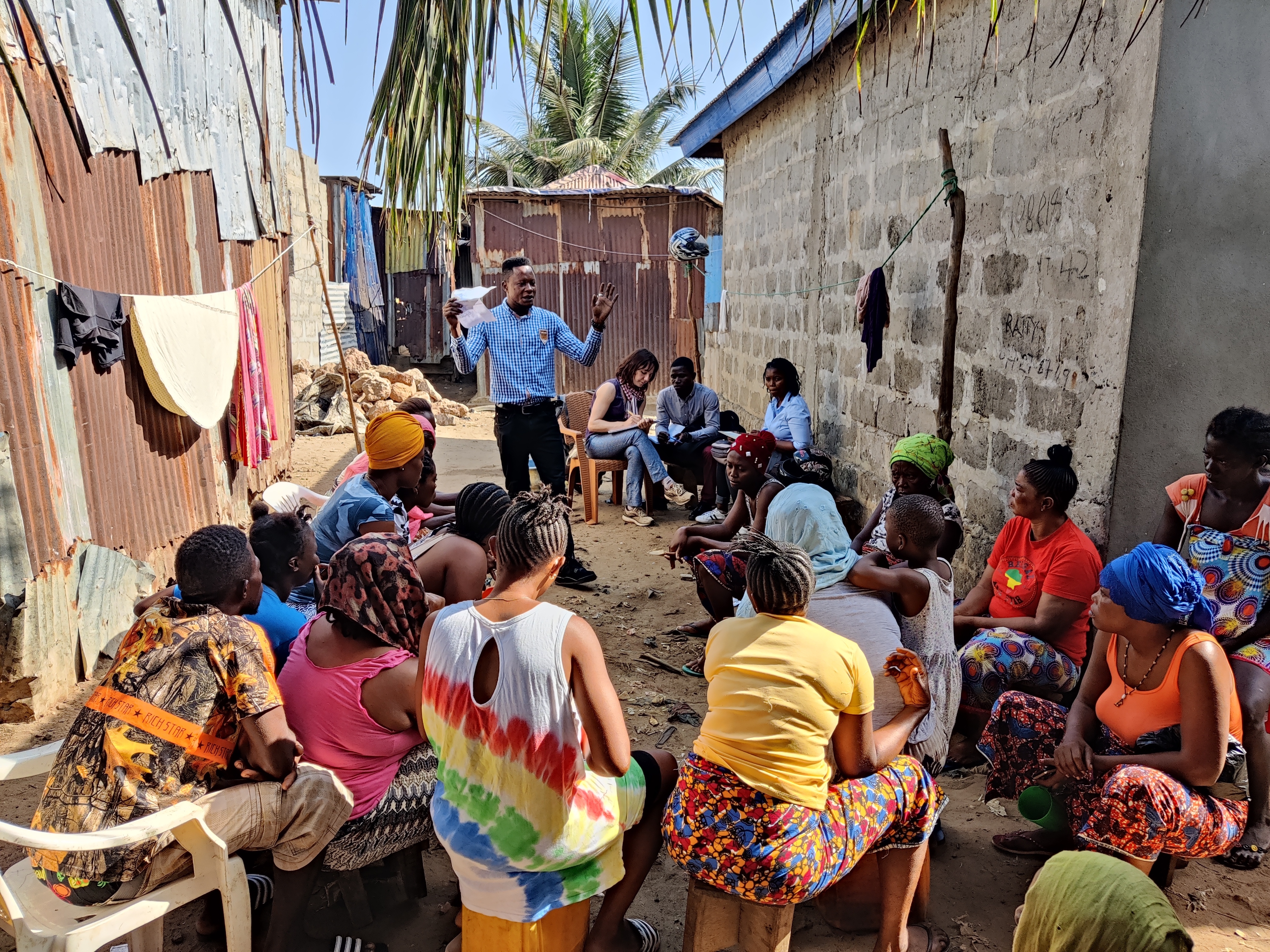 Support 90 micro-entrepreneurs in Sierra Leone