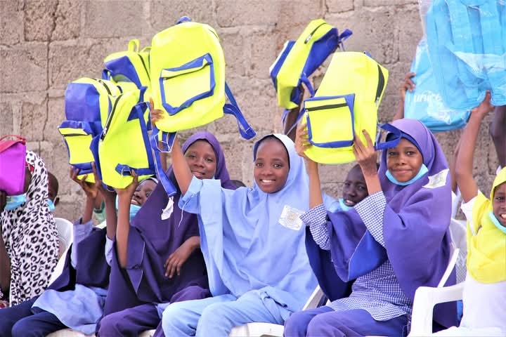 Do not leave us alone (Young Girl)