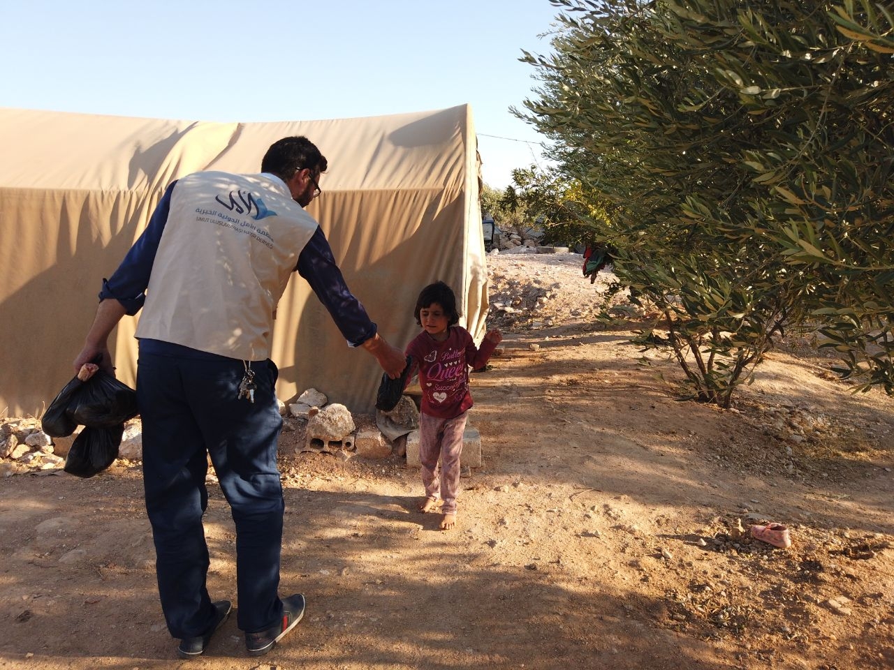 Provide Meat Shares to Those in Need in Syria