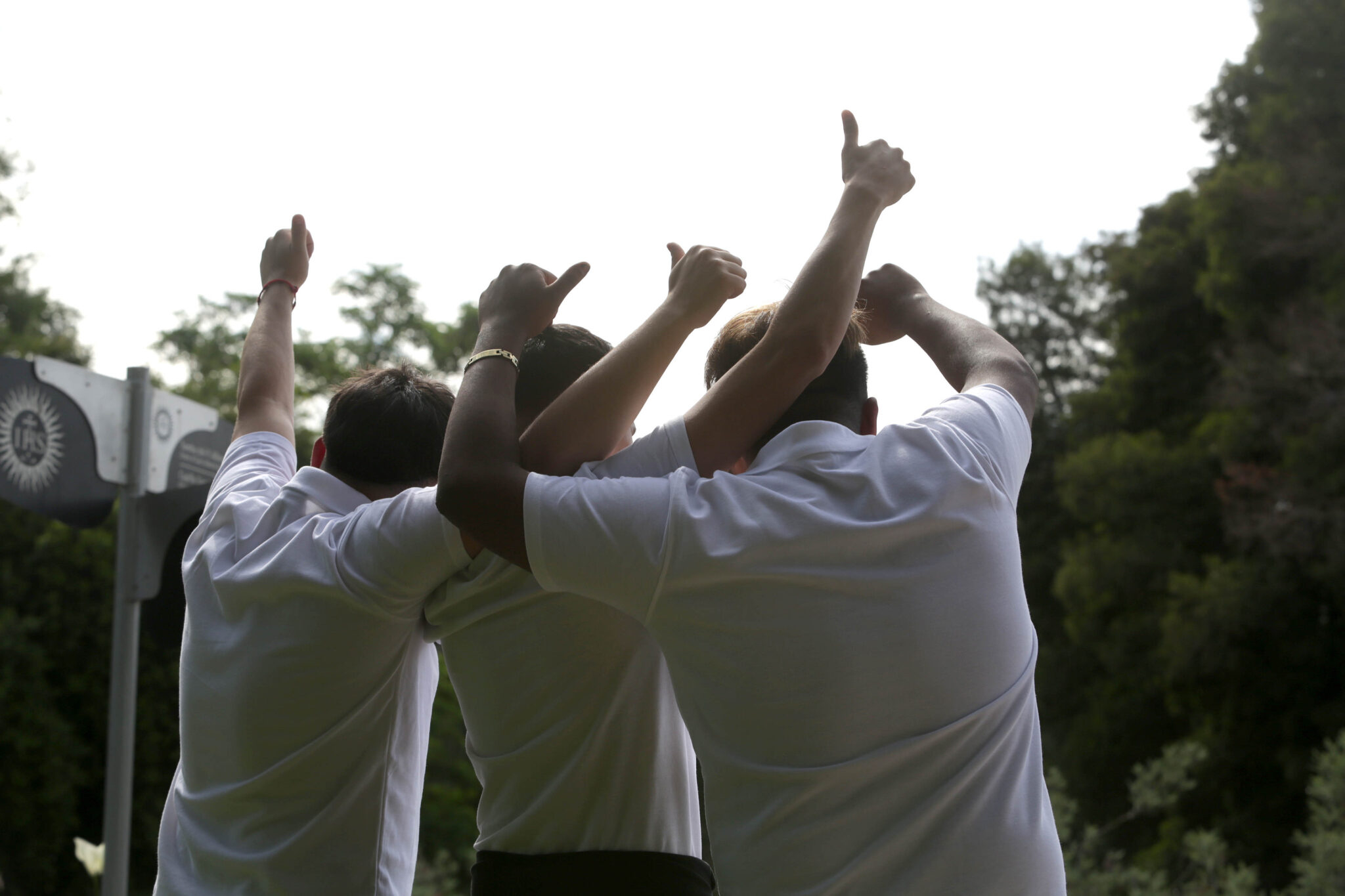 Let's help teens like Mauricio to finish school