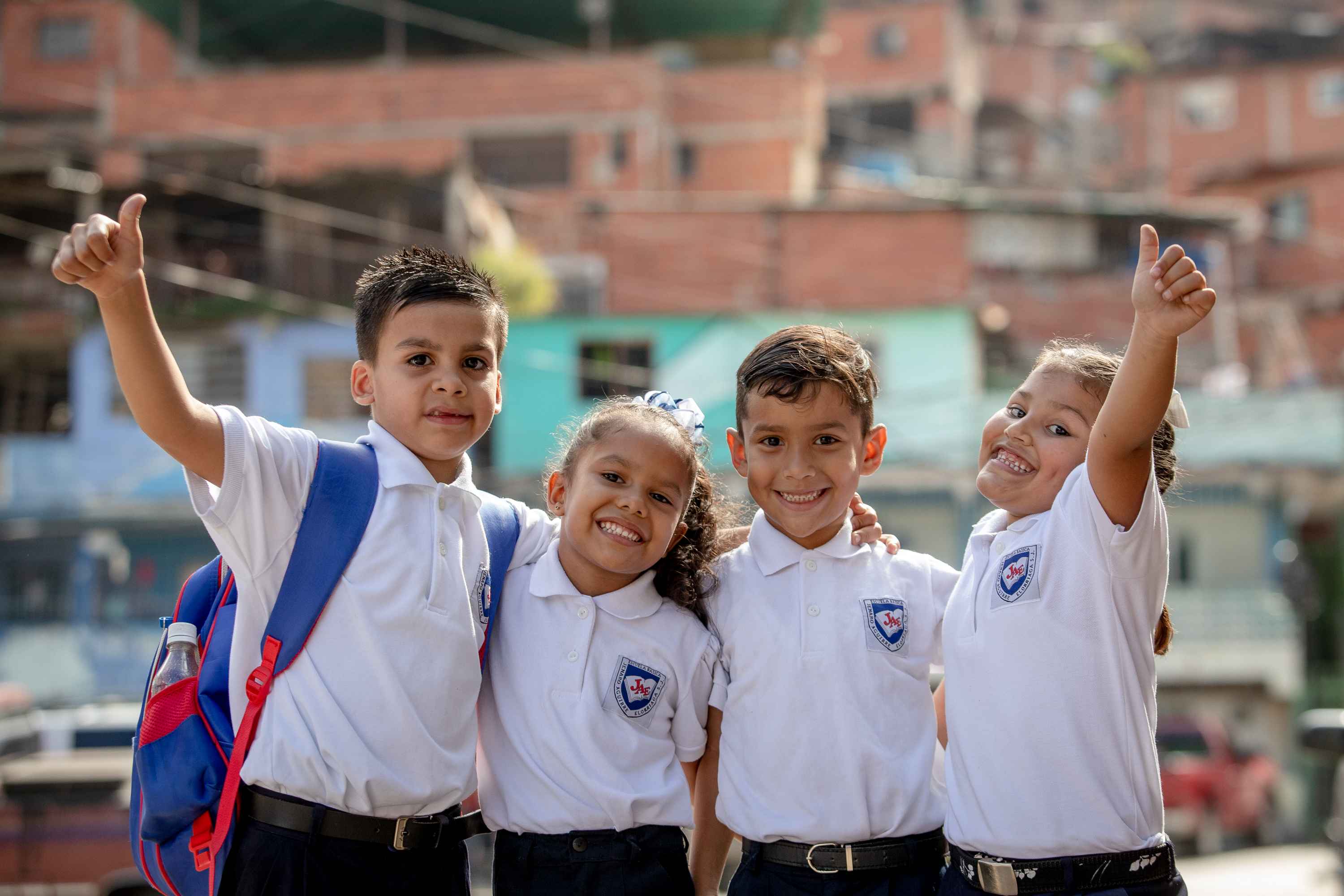 VENEZUELA MOVES FORWARD 400 KIDS EDUCATE-FEED-HEAL