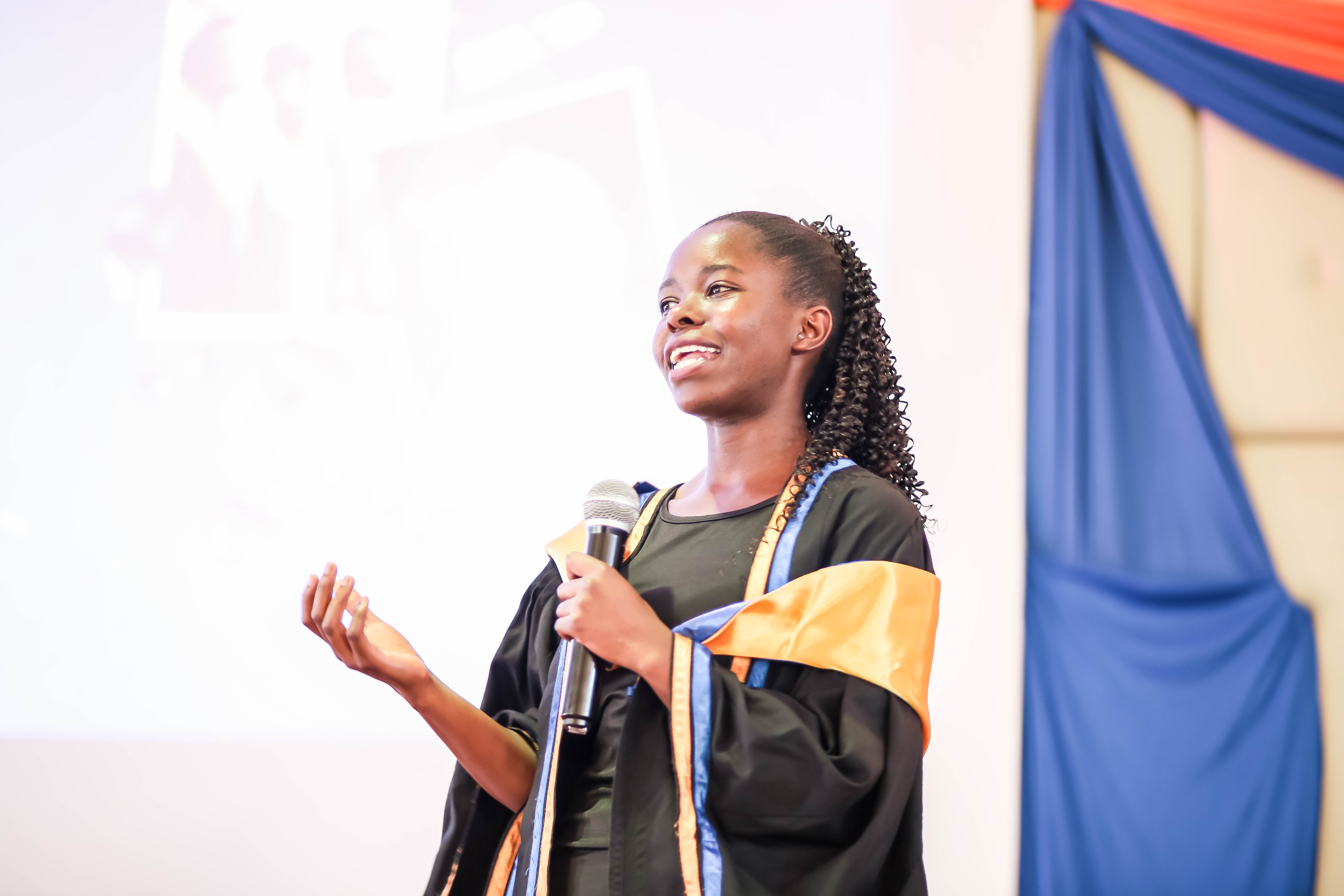 Top Graduates, Top Tools: 4000 USD Together