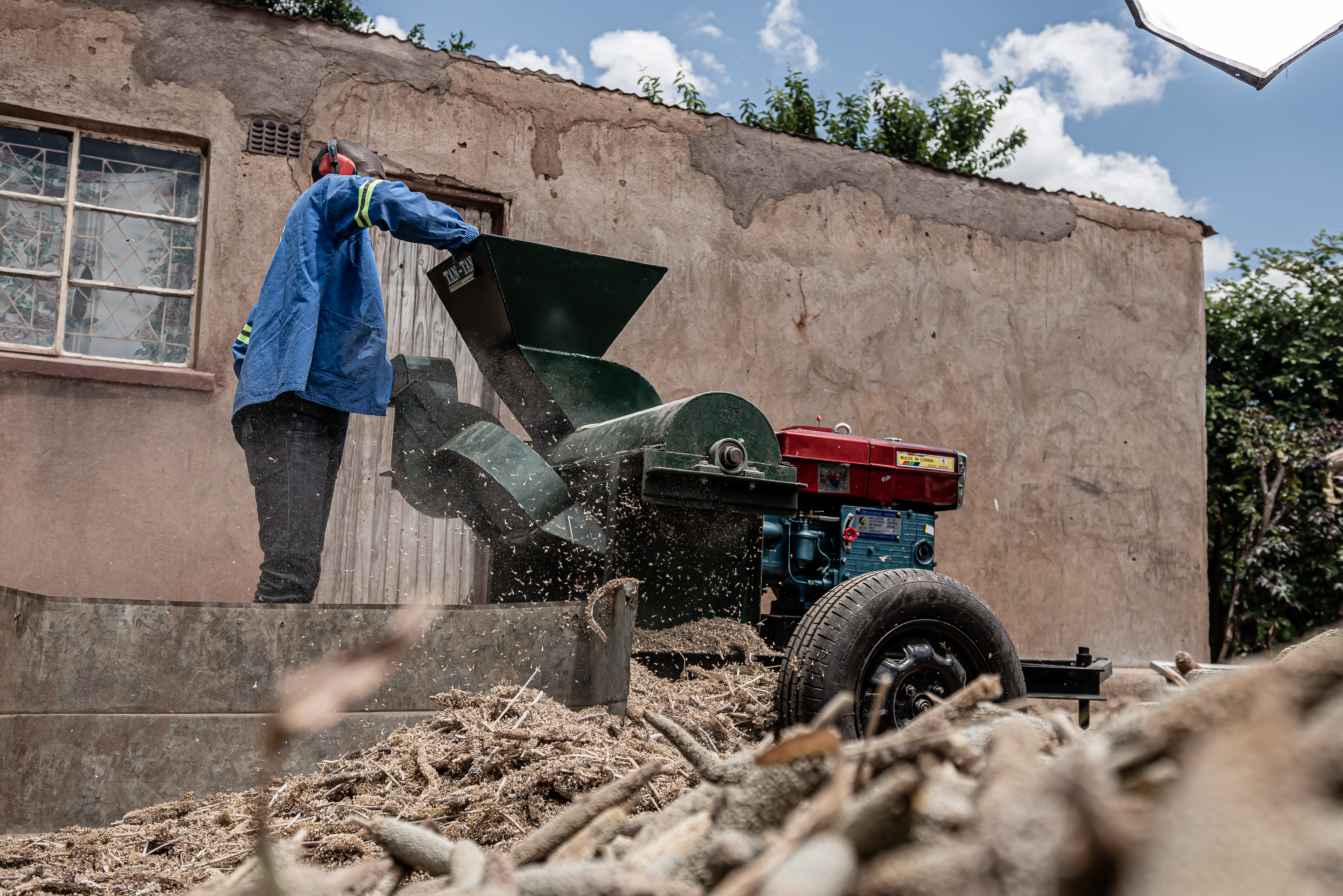 Support 25 Youth Entrepreneurs in Zimbabwe