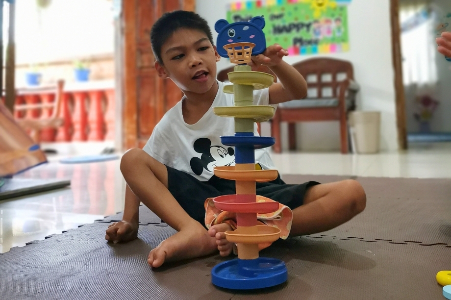 Help children with special needs access education