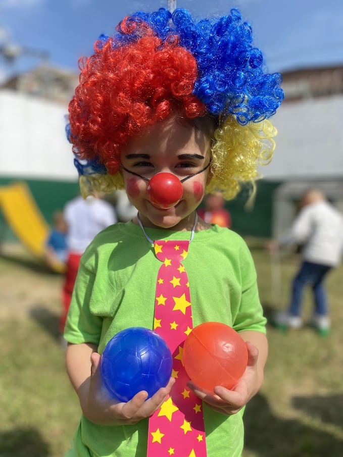 Donate hope for children and families in Medellin