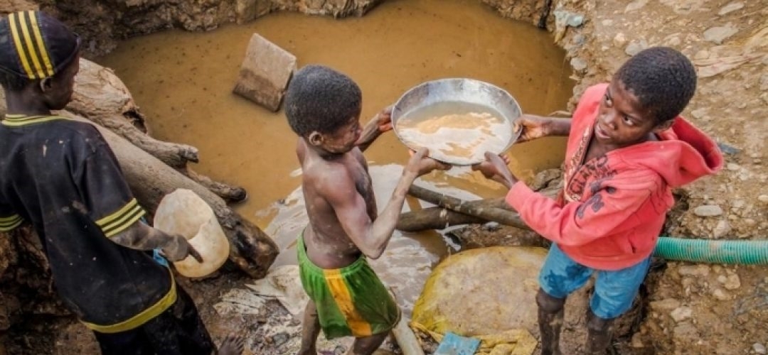 Save the children from the mines in the DRC