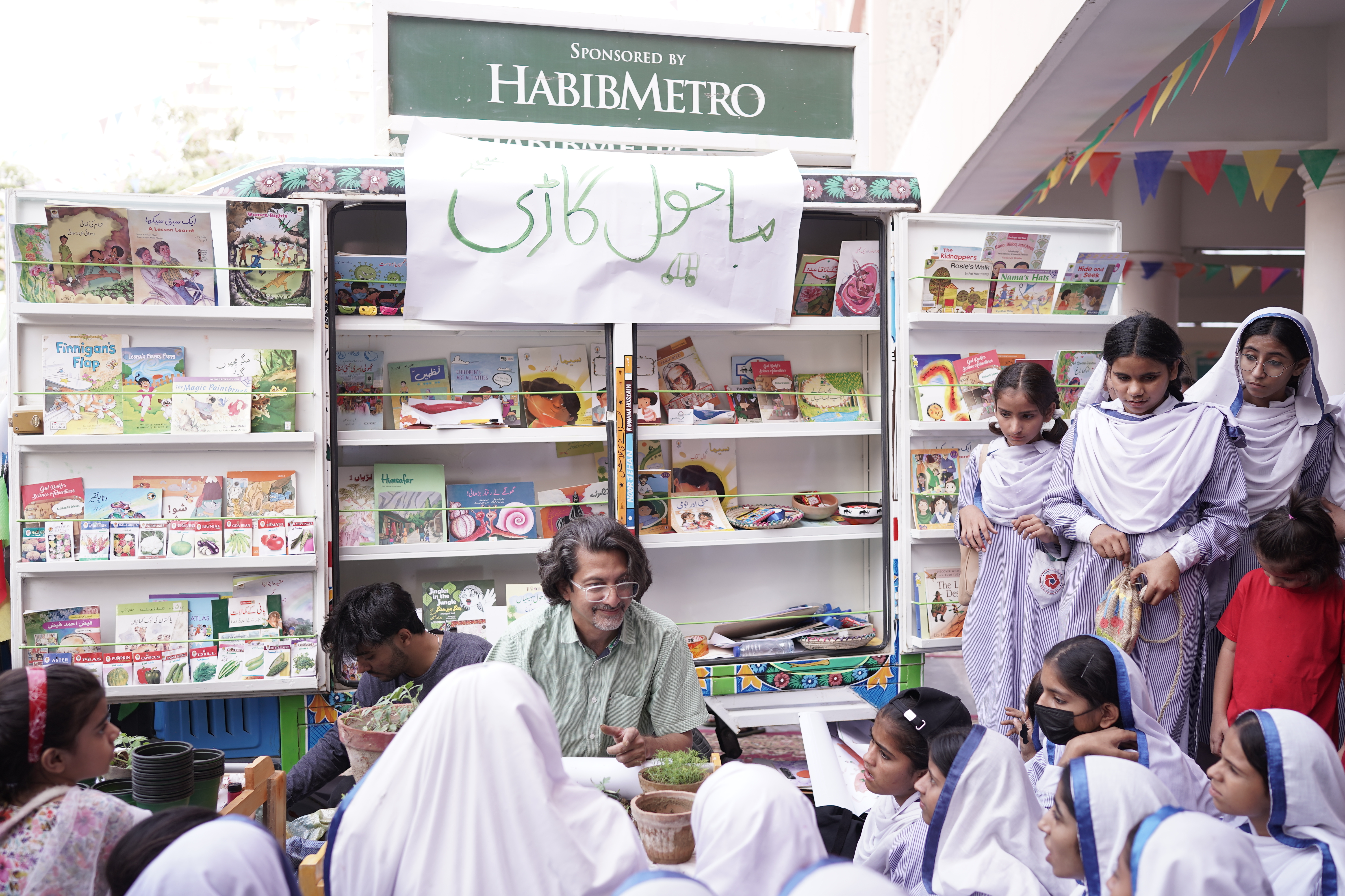 Kitab-Mahol Gari: Reaching 1 Million Children