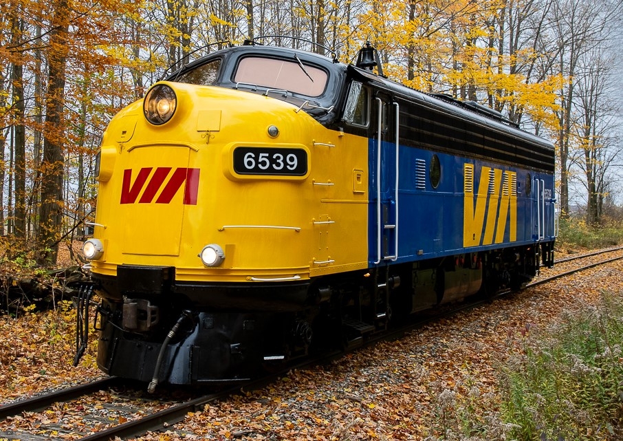 Restore VIA FP9A Locomotive 6539