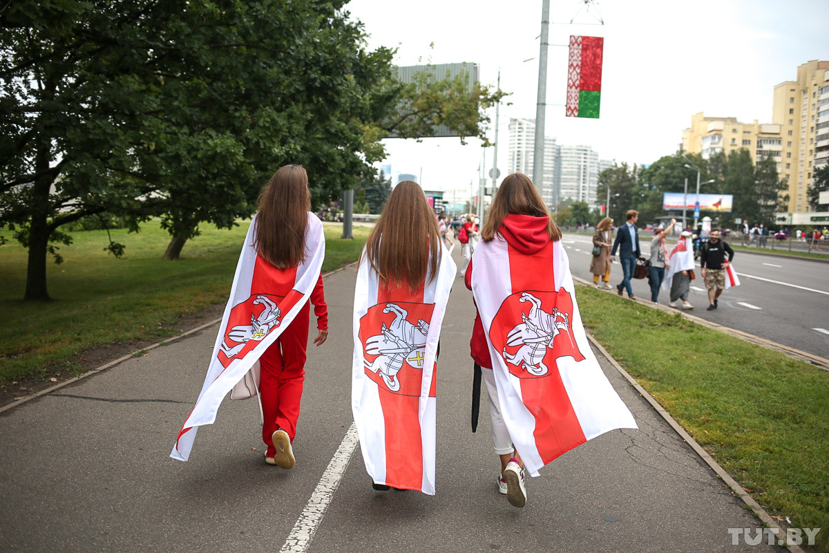 Help Belarusians find safety from terror.
