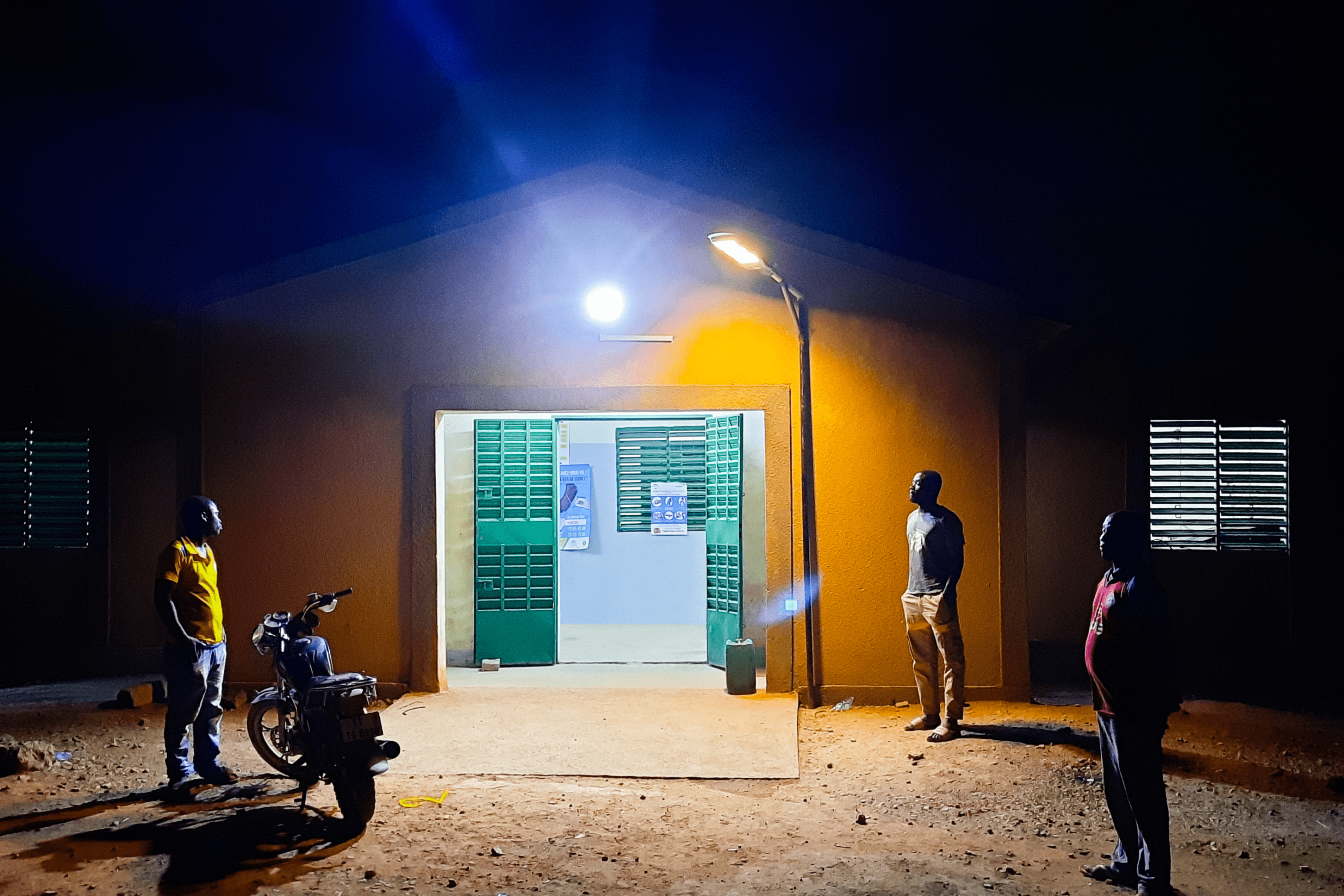 Light Up 10 Rural Hospital with Solar Streetlights