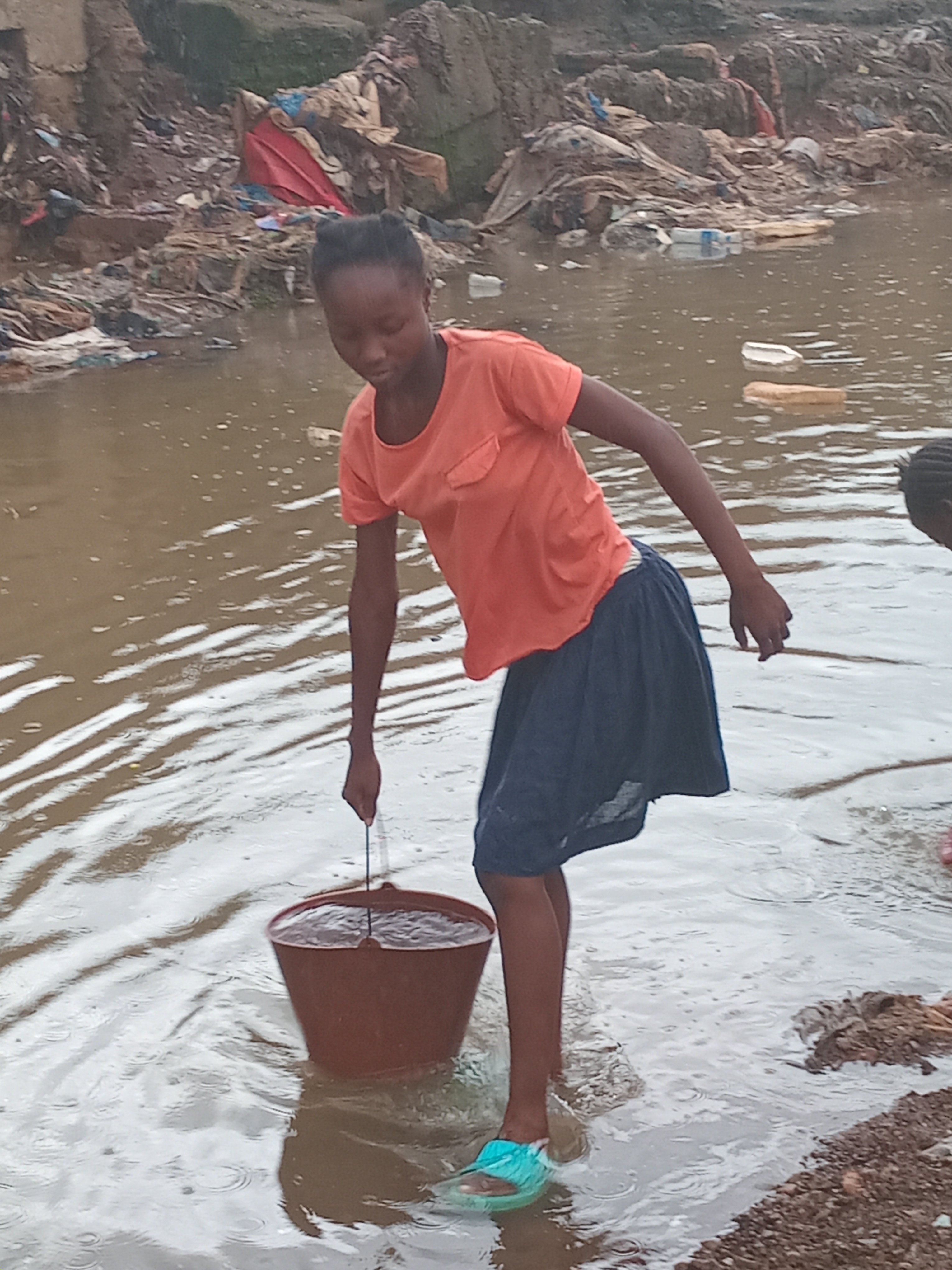 NO TAPS, NO TOILETS, NO CLEAN WATER