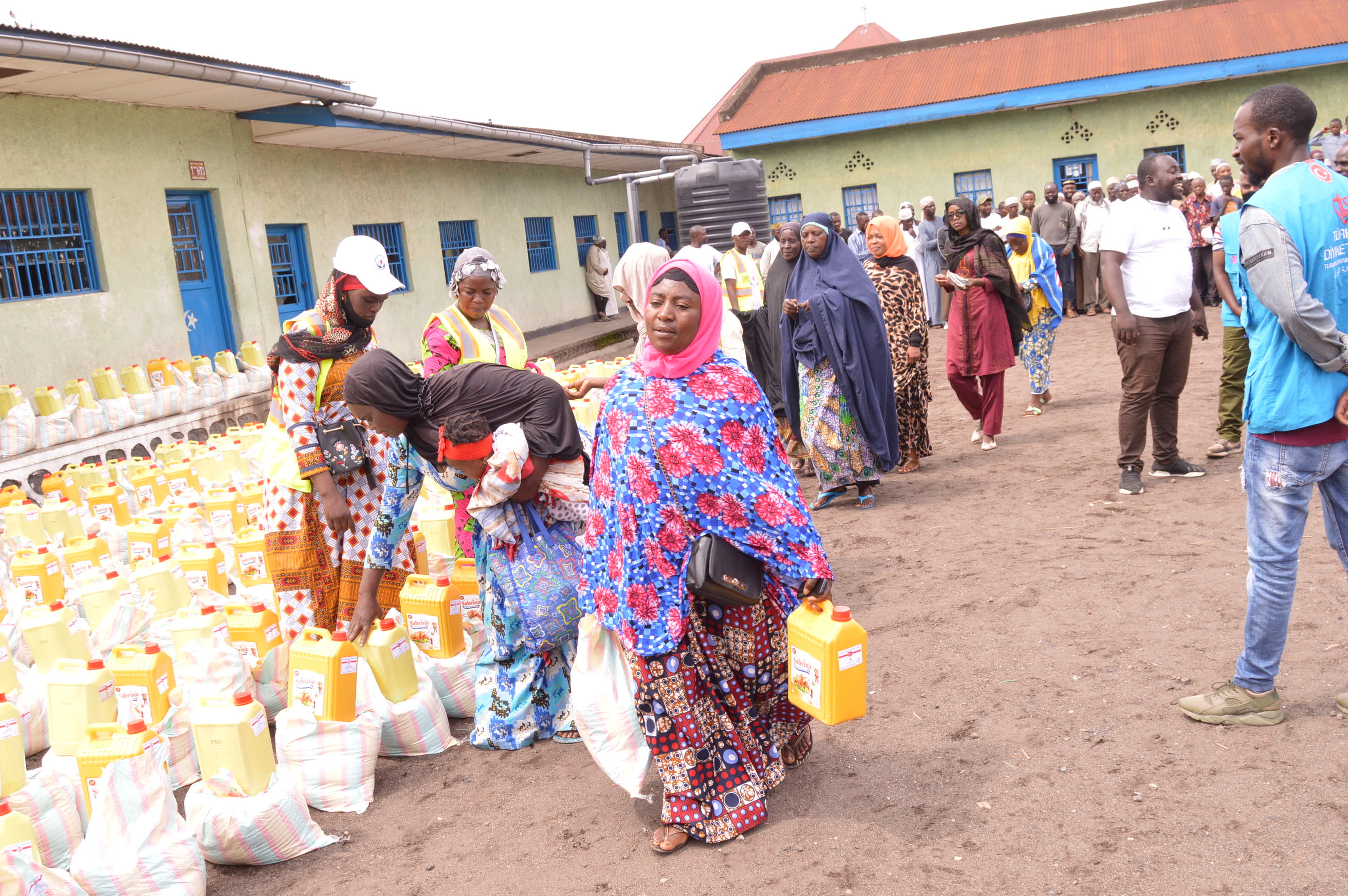 Feed 300  Hungry Families in War-Torn DRCongo