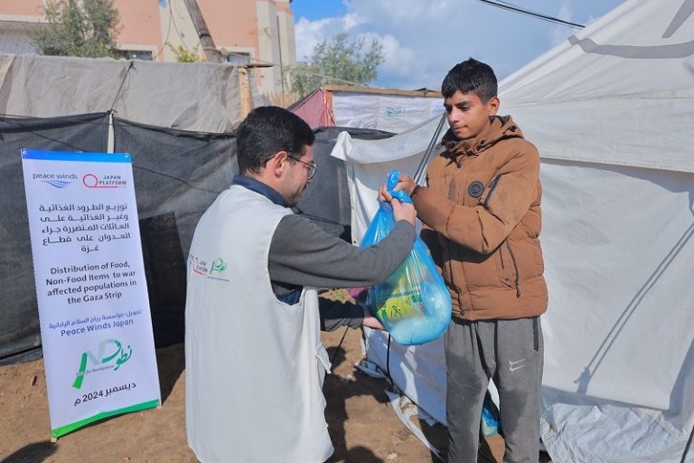 Emergency Food & Water for Families in Gaza