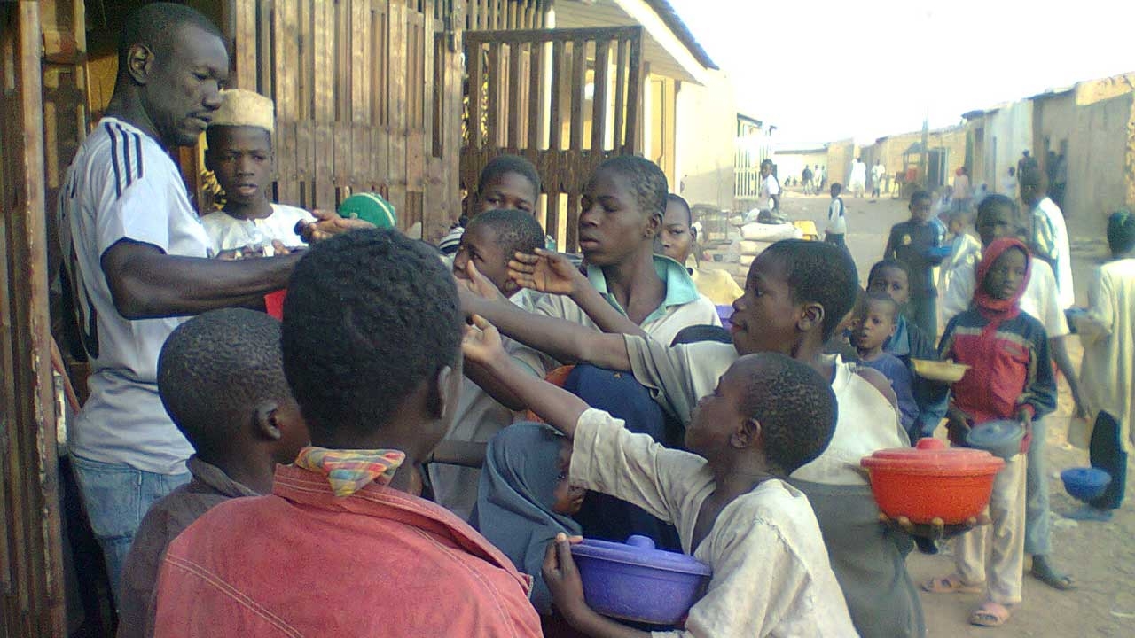 Daily Bread for 3,000 Muslim Street Children