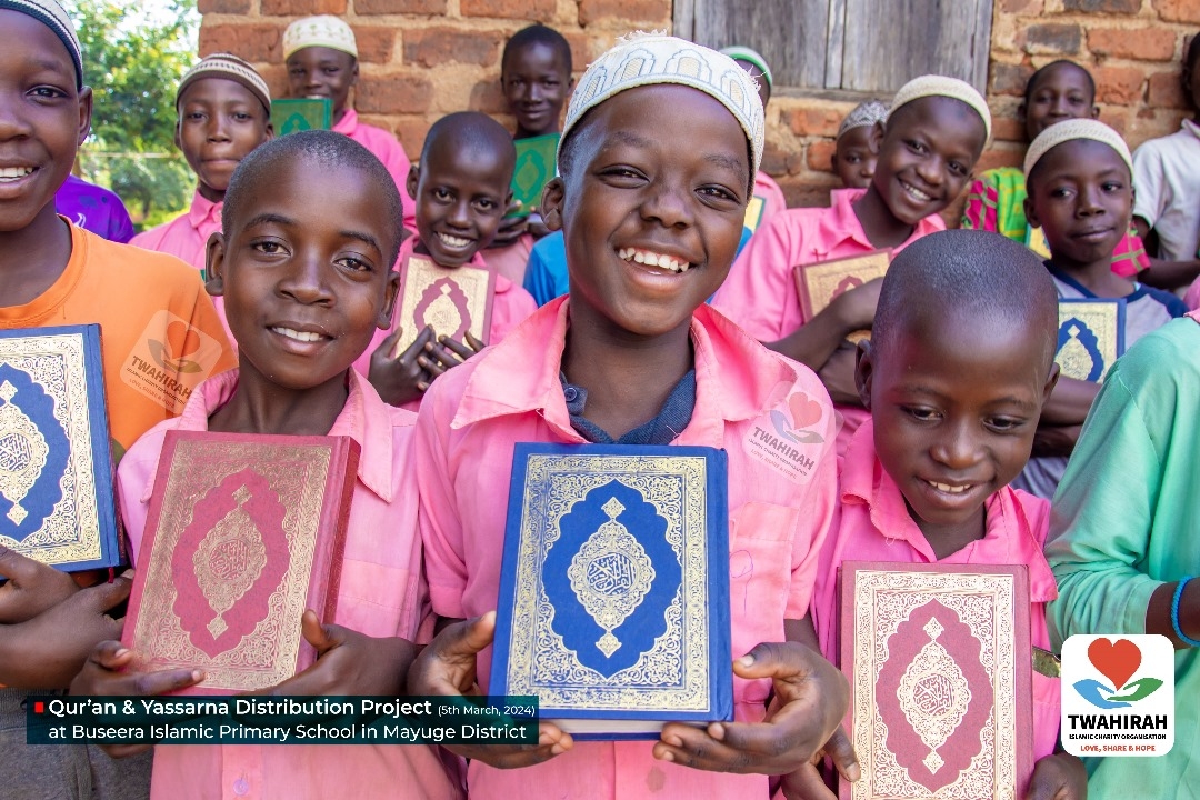 Help 15 Schools Access Qurans & Yassarna in Uganda