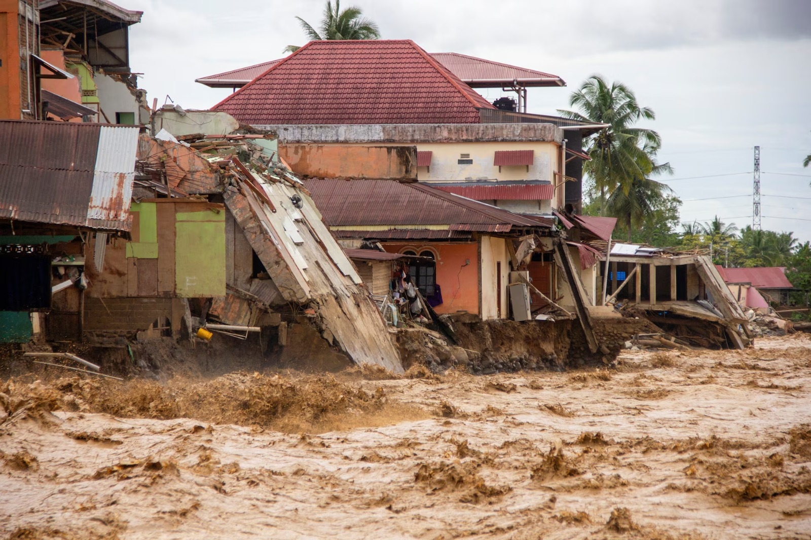 Floods in Sumatra - Indonesia Emergency Relief