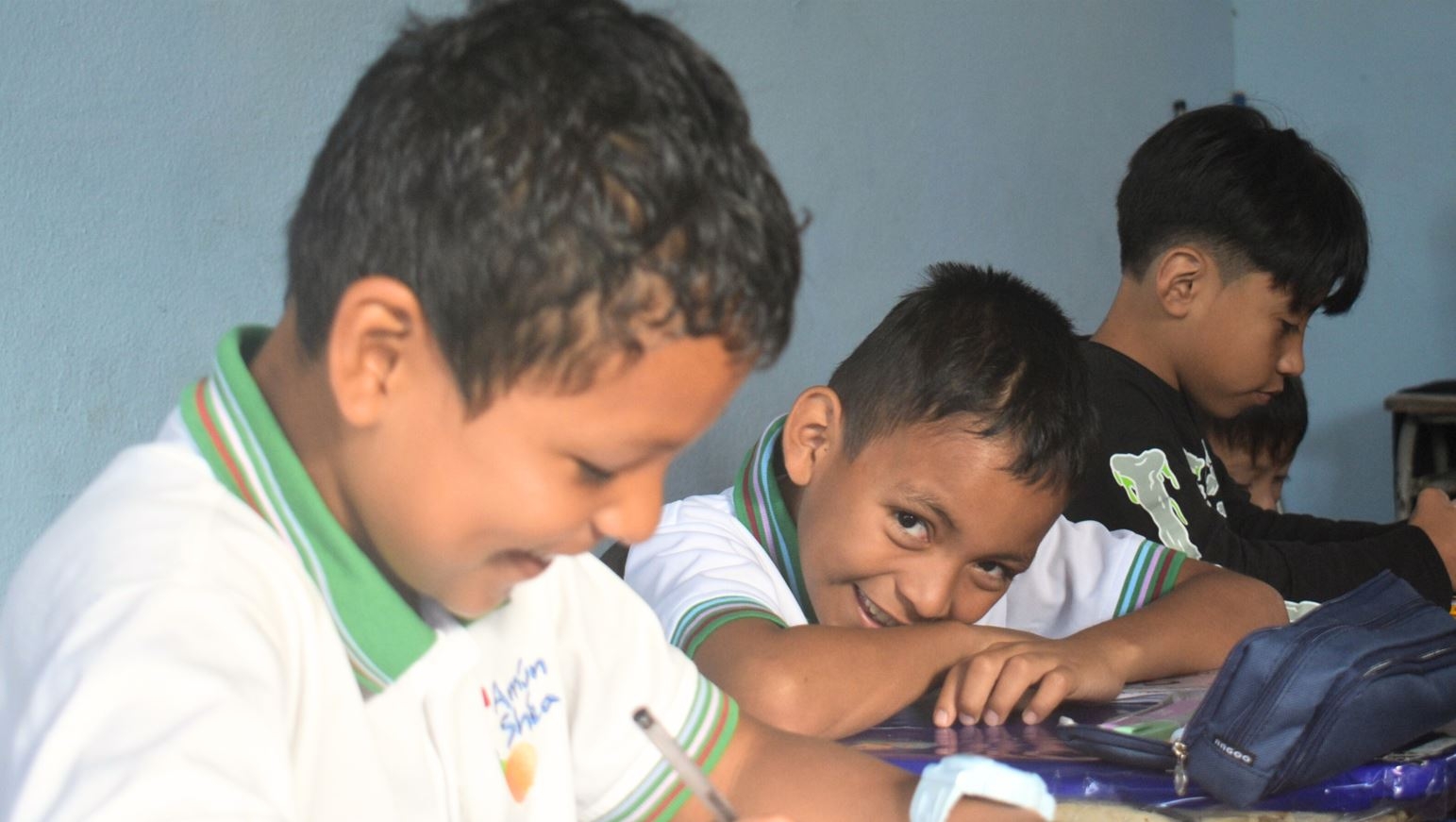 Change the lives of students in El Salvador