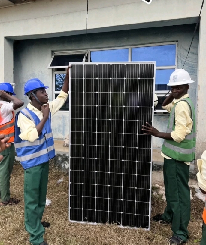 Train Women Give Solar Energy in Rural Tanzania