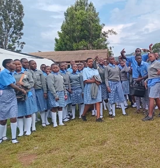 Reusable Sanitary Pads for 500 Girls in Uganda