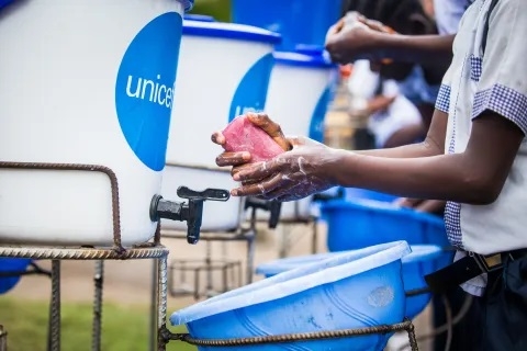 Good Education for 3,000 DRC's Kids post EBOLA