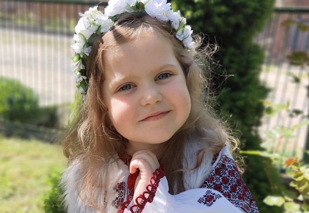 Emilia from Ukraine will smile