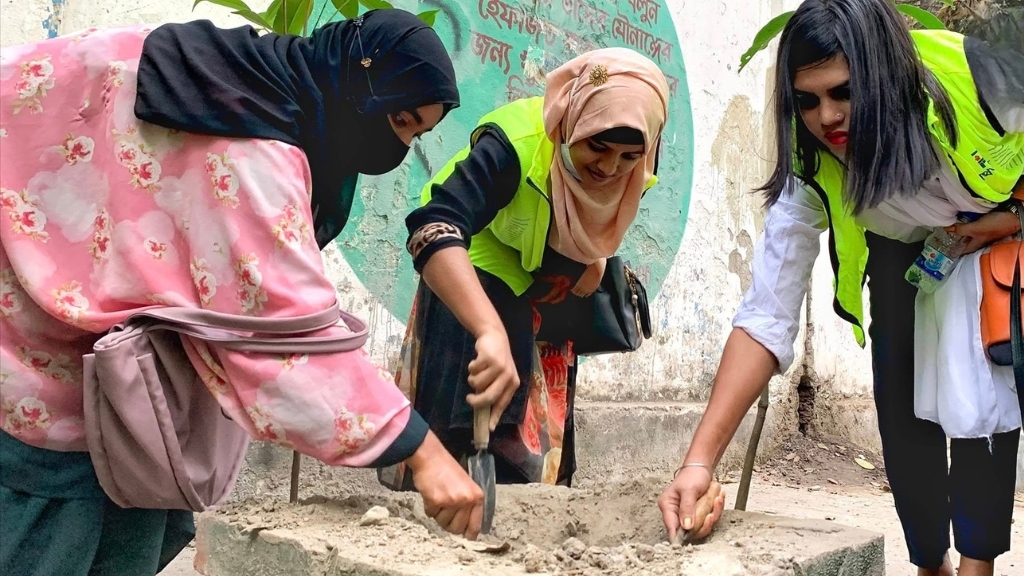 Plant a Hope; Protect Environment & Earth